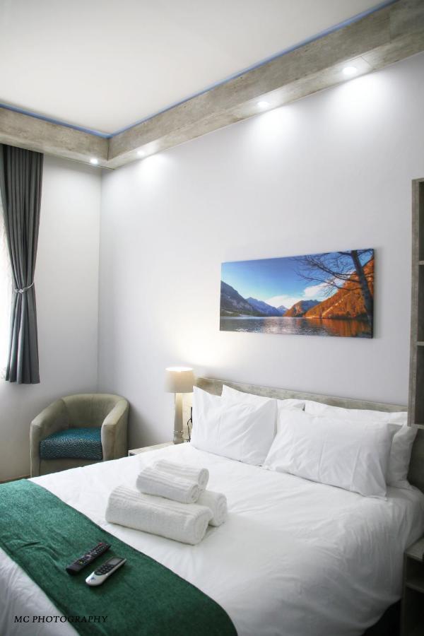 King'S Palace Hotel Rustenburg Exterior photo
